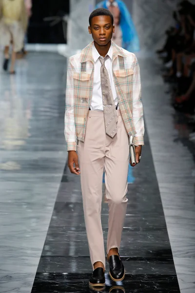 Look 20
